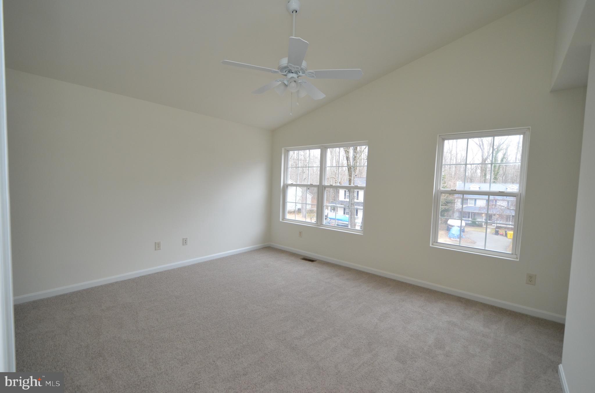 SELBY ON THE BAY - Residential