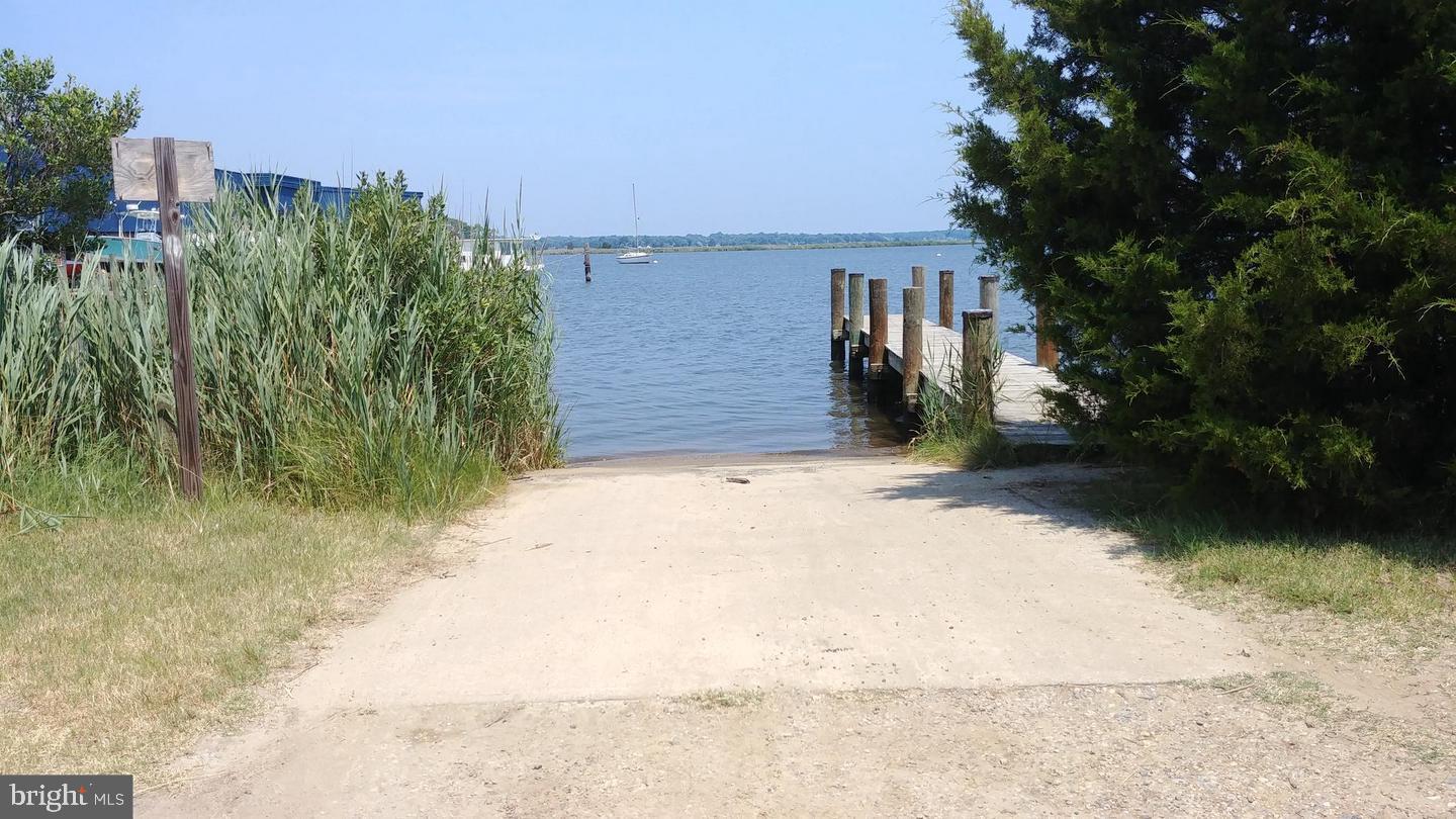 SELBY ON THE BAY - Residential