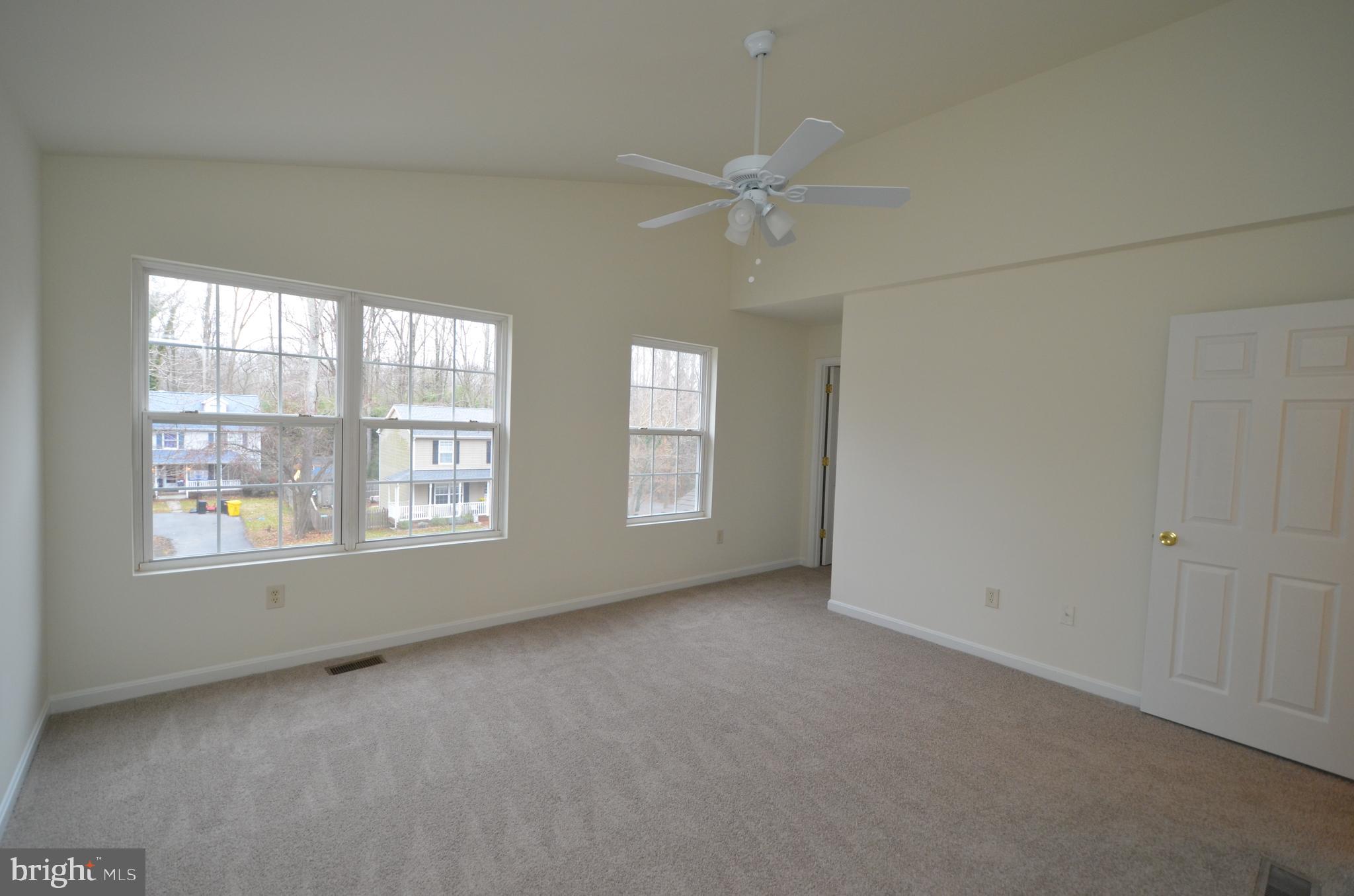 SELBY ON THE BAY - Residential