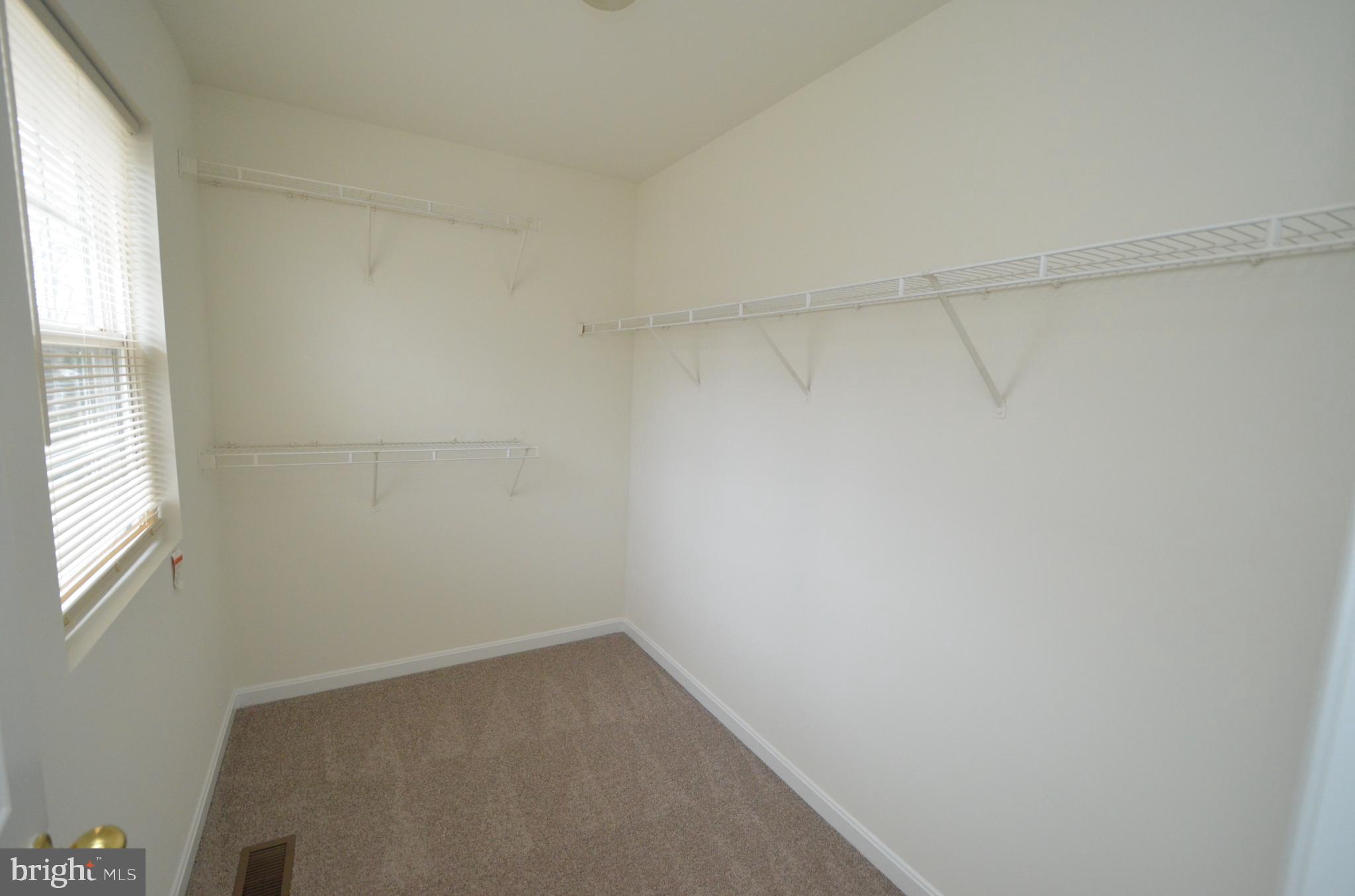 SELBY ON THE BAY - Residential