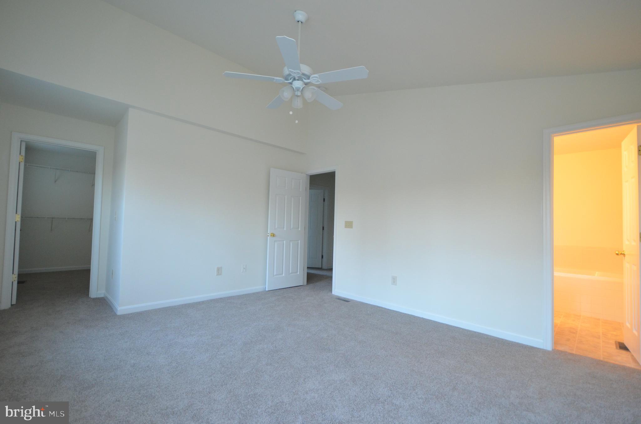 SELBY ON THE BAY - Residential