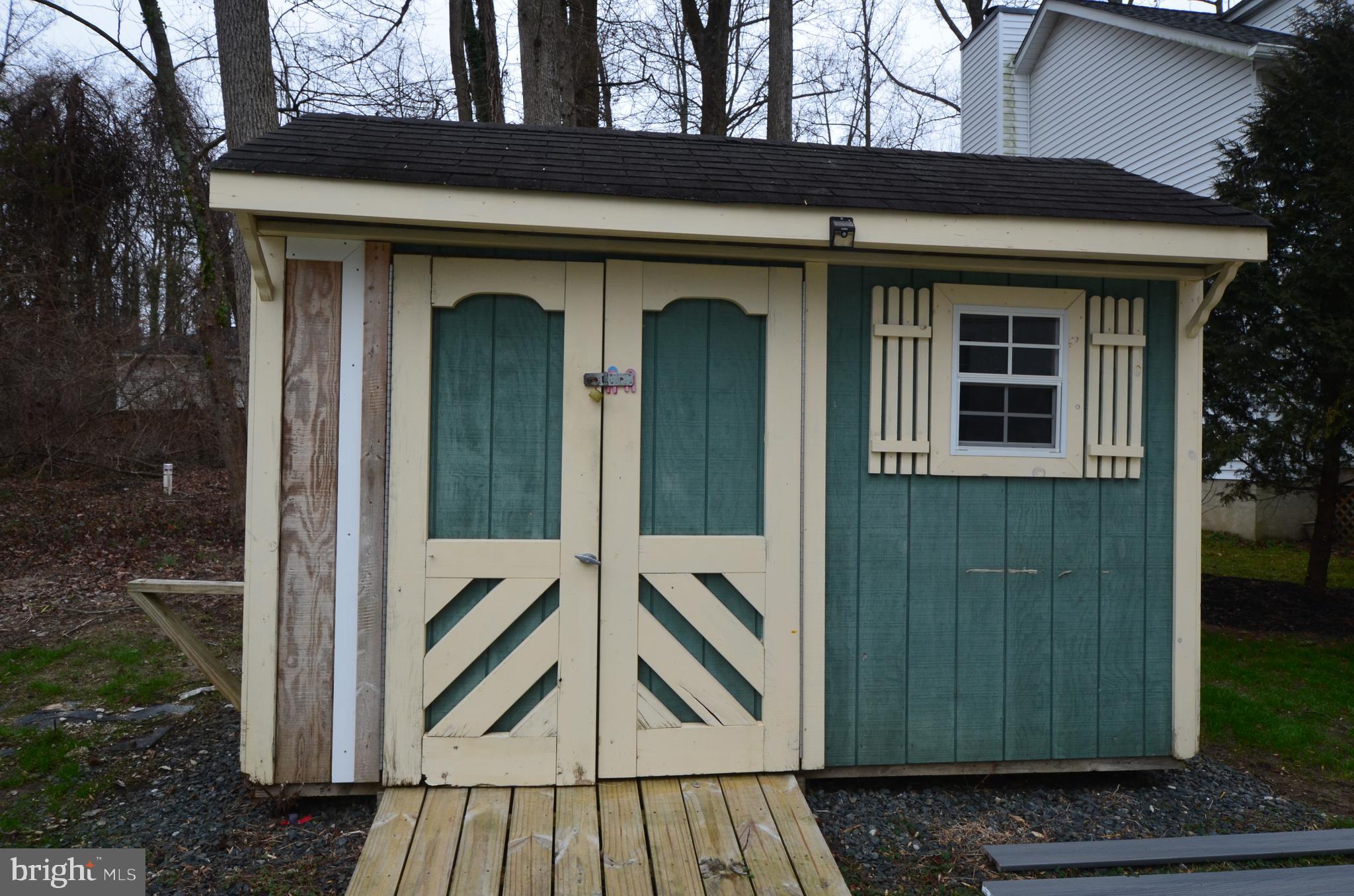 SELBY ON THE BAY - Residential