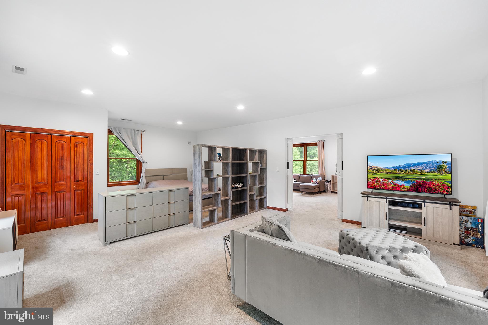 MITCHELL FARM - Residential