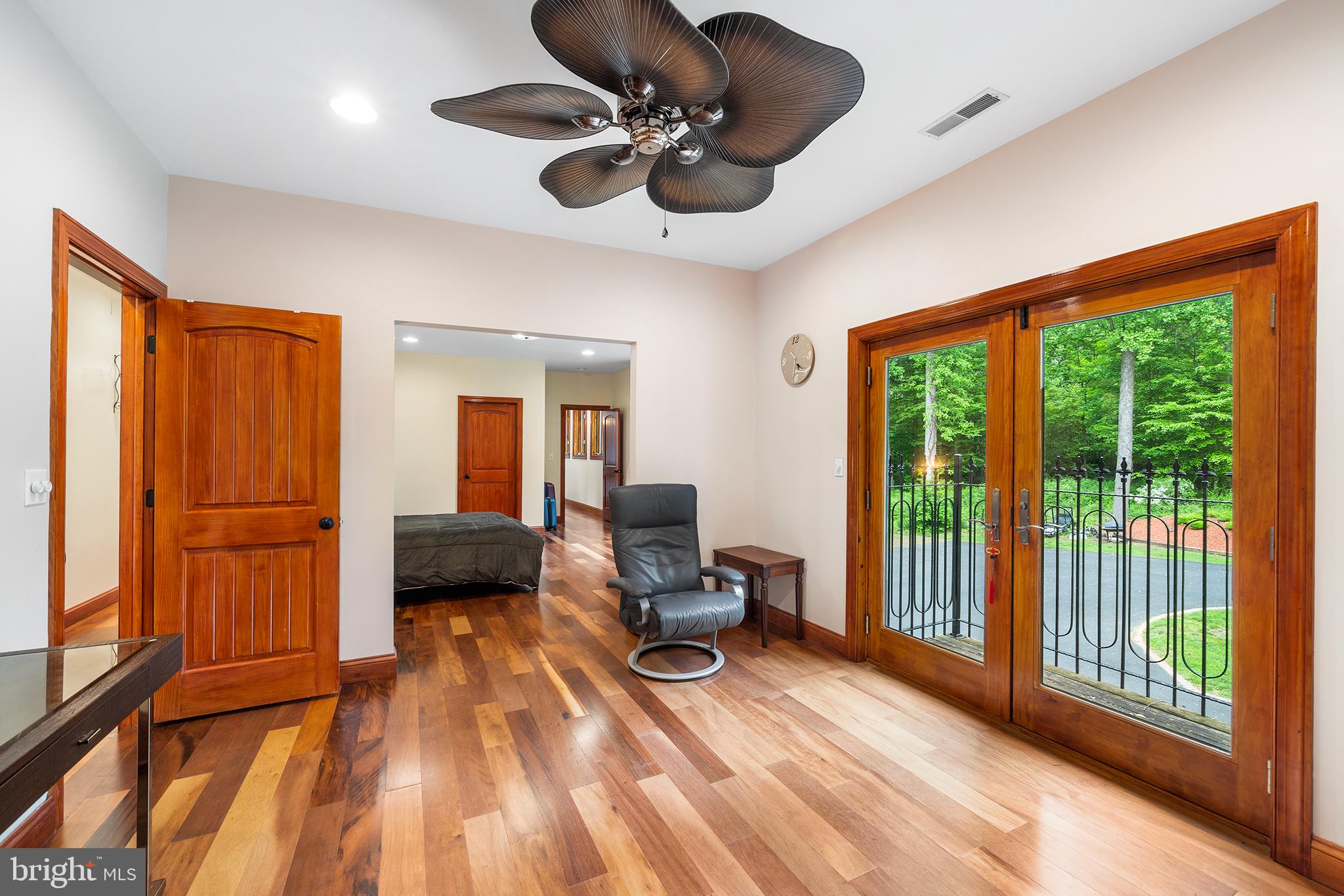 MITCHELL FARM - Residential