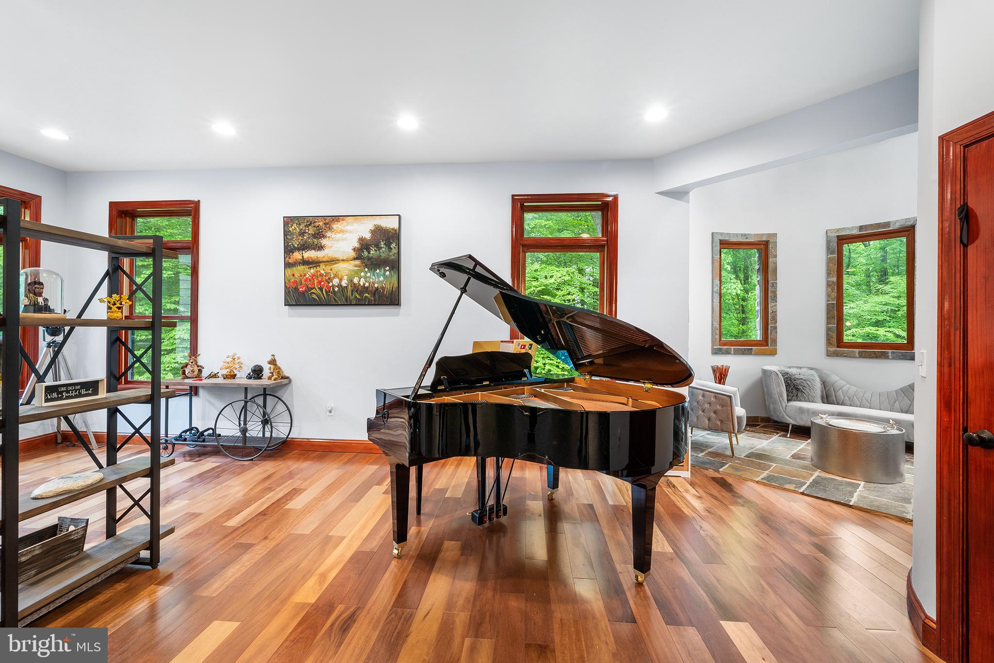 MITCHELL FARM - Residential