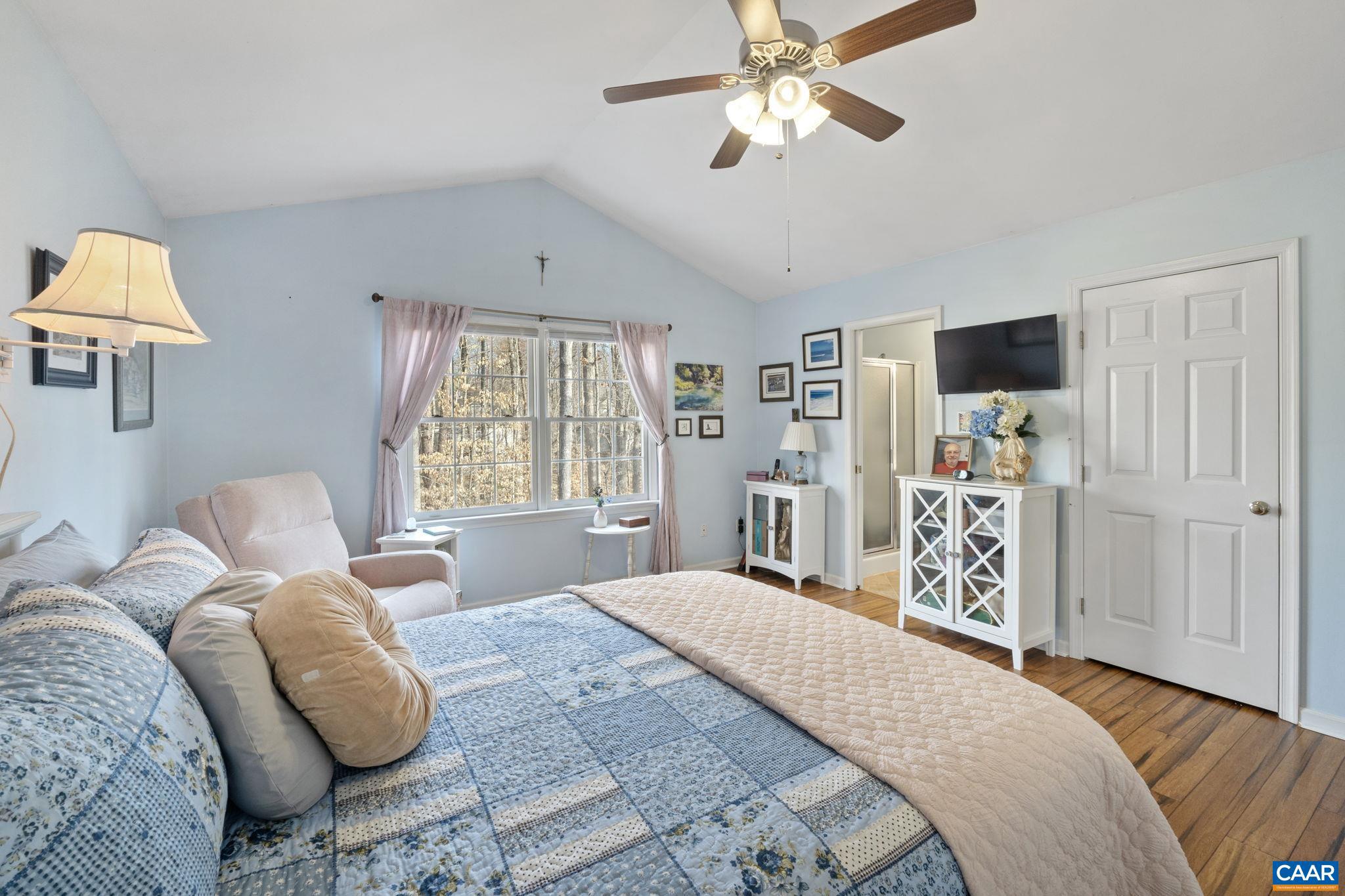 LAKE MONTICELLO - Residential