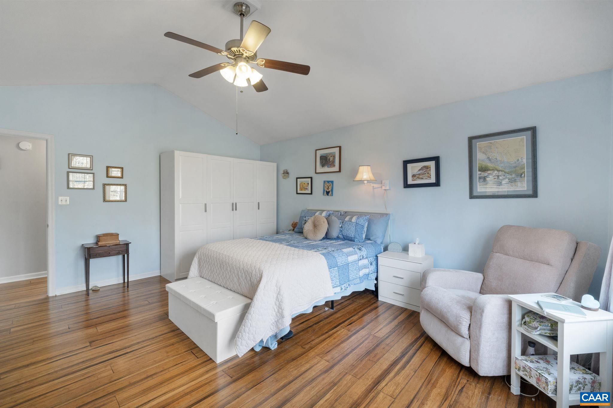 LAKE MONTICELLO - Residential