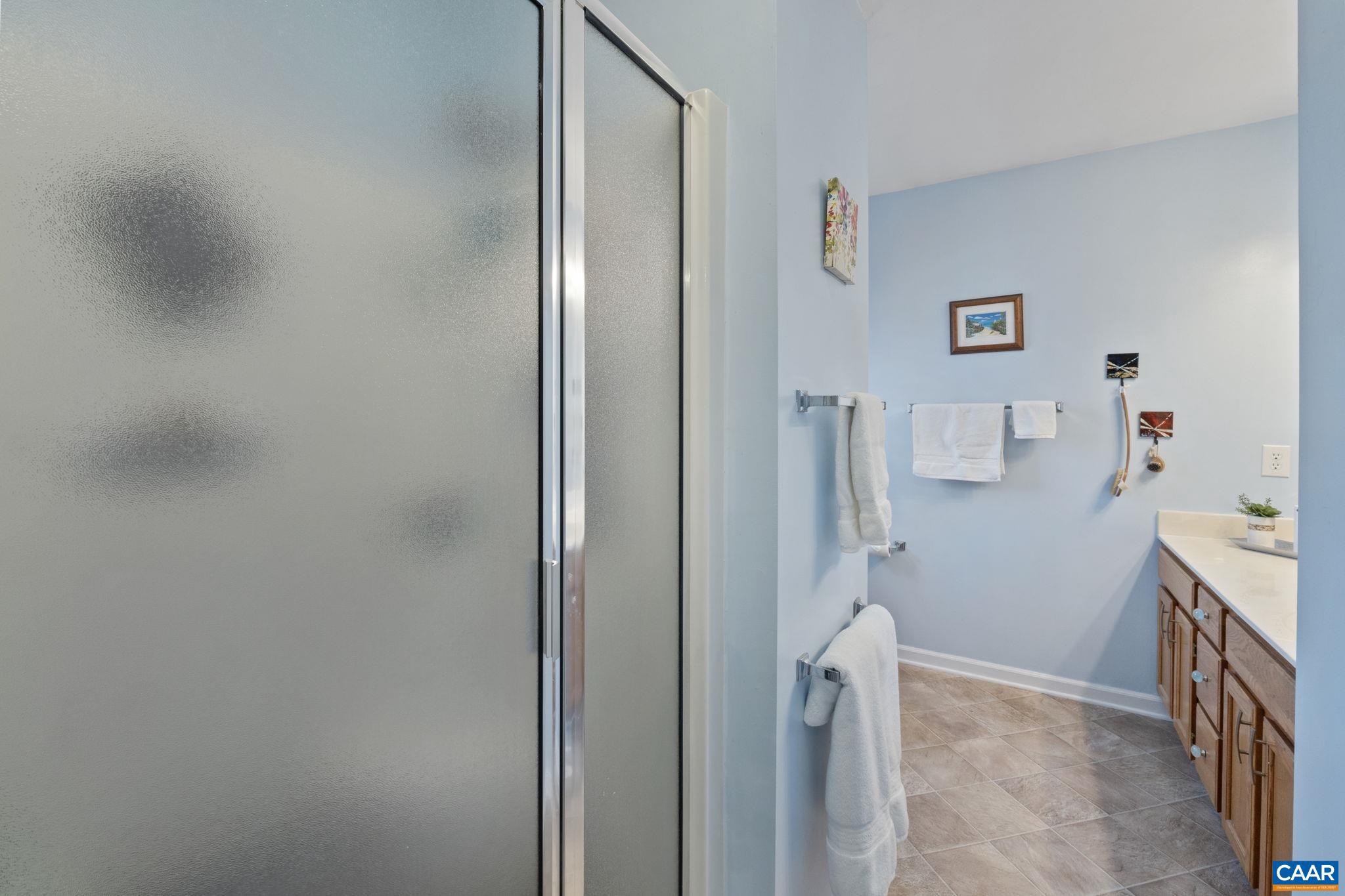 LAKE MONTICELLO - Residential