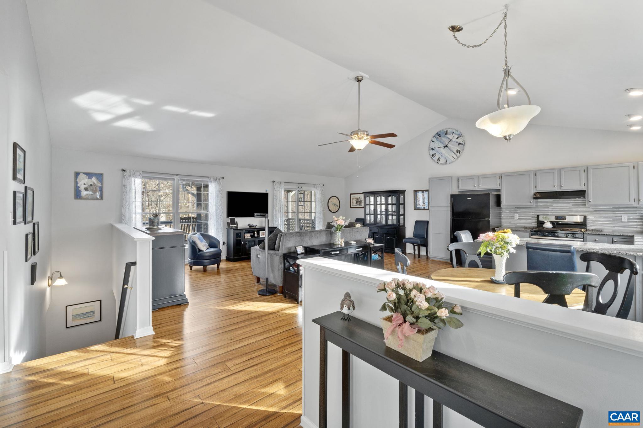 LAKE MONTICELLO - Residential