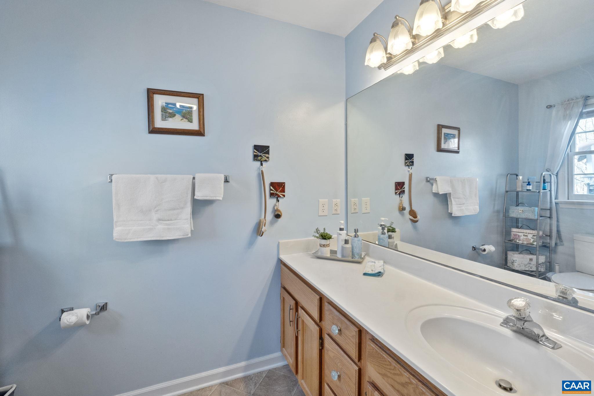 LAKE MONTICELLO - Residential