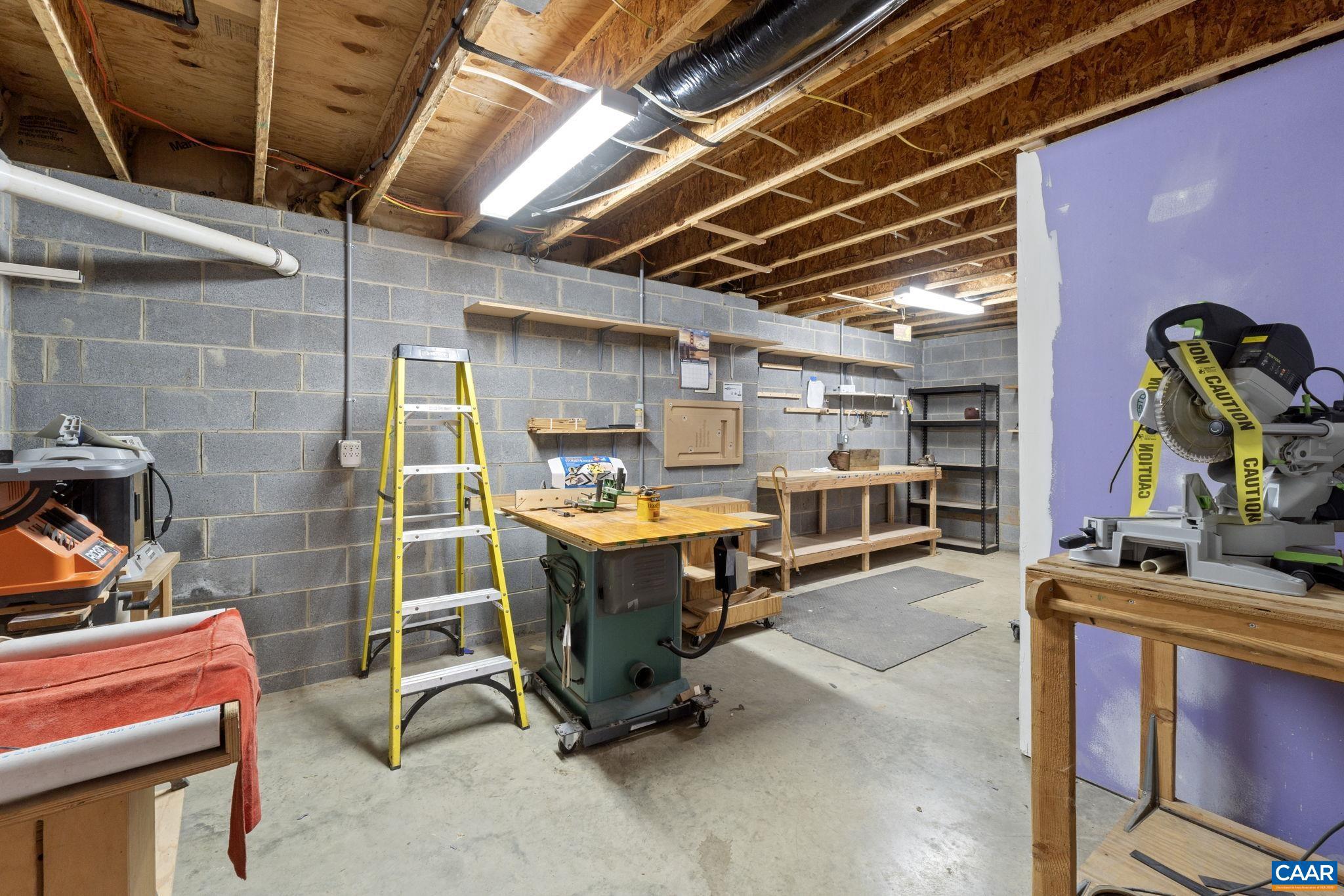 LAKE MONTICELLO - Residential