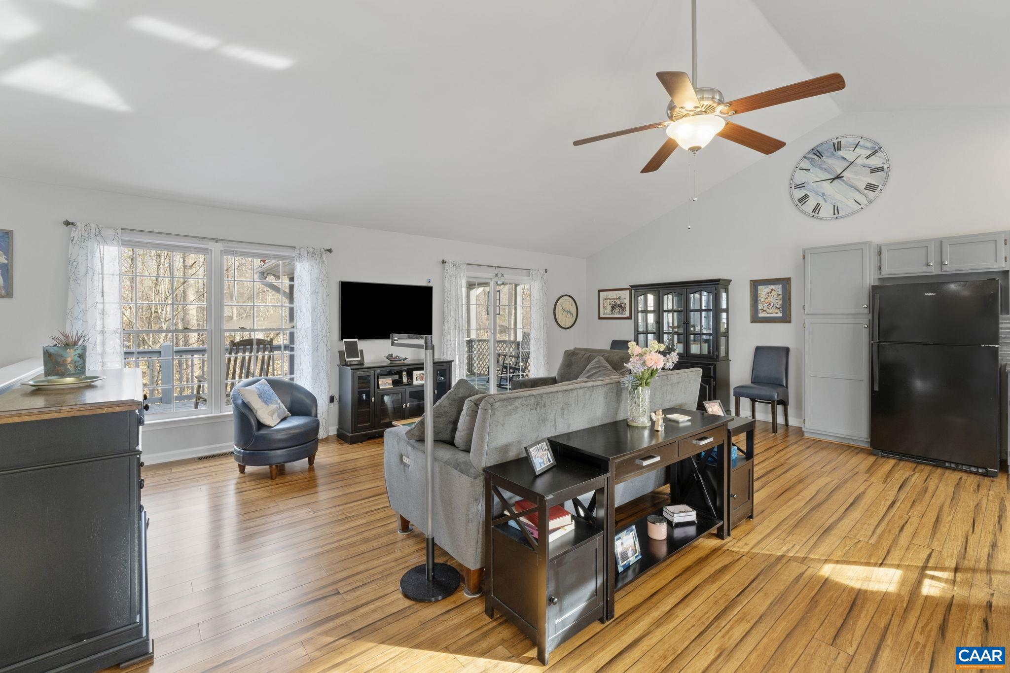 LAKE MONTICELLO - Residential