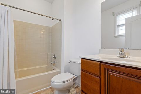 Tiny photo for 204 Pilot Court, NEWARK, DE 19702 (MLS # DENC2102916)