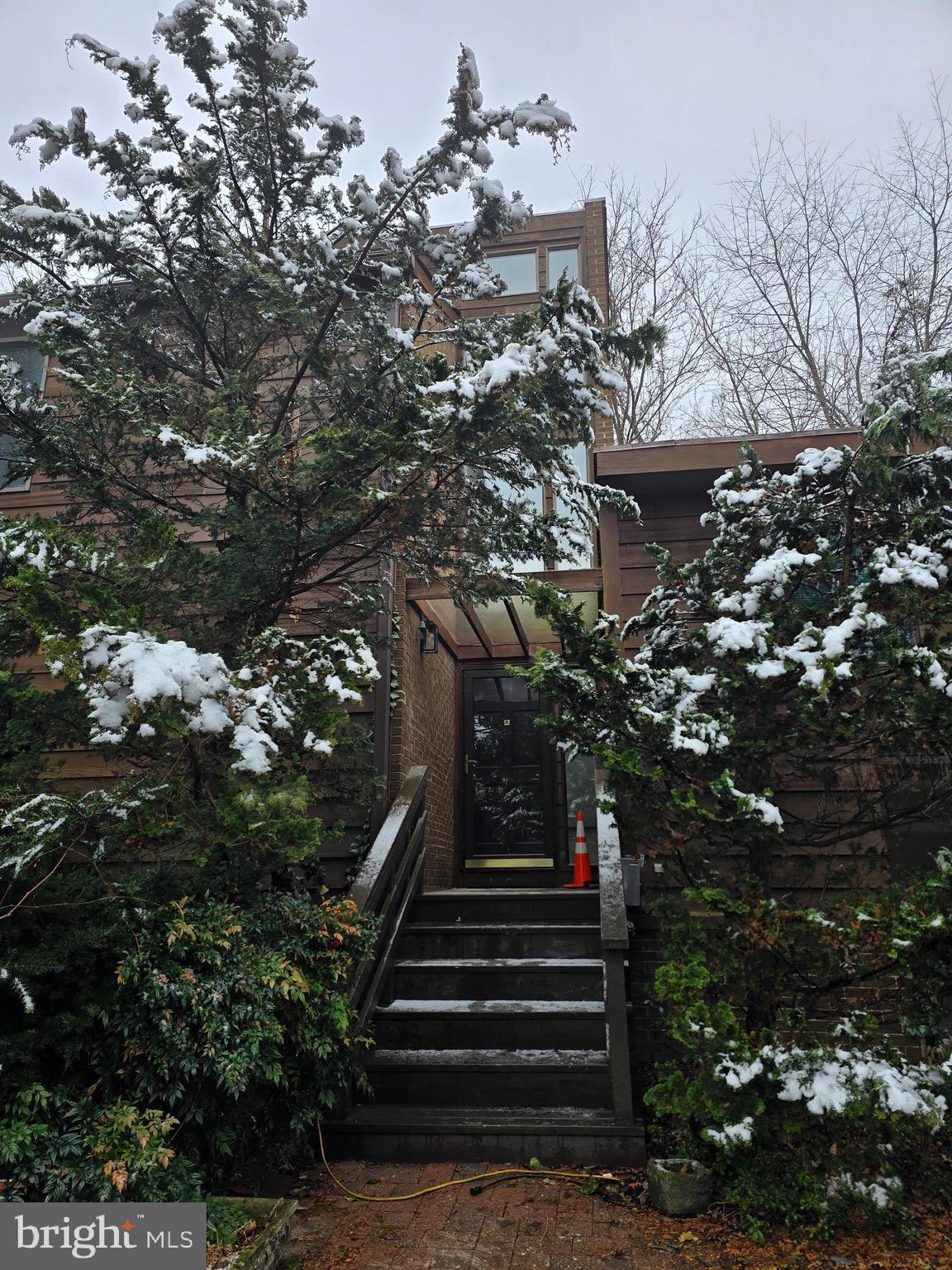 1528 PATHFINDER LANE