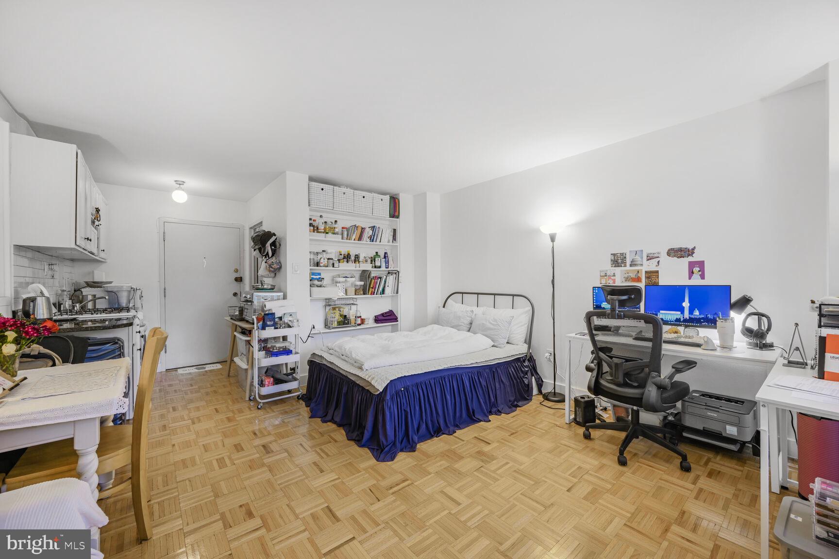 950 25TH STREET NW 301N