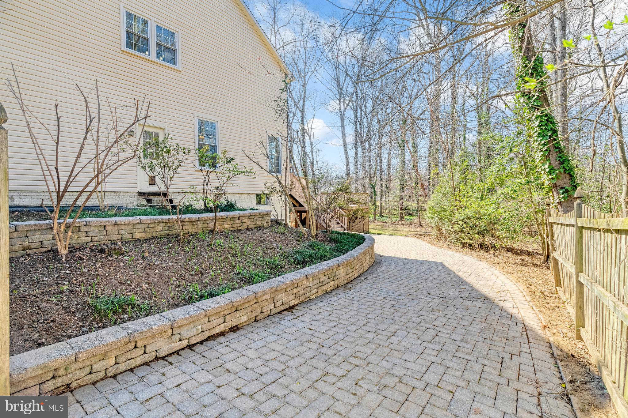 LITTLE VIENNA ESTATES - Residential