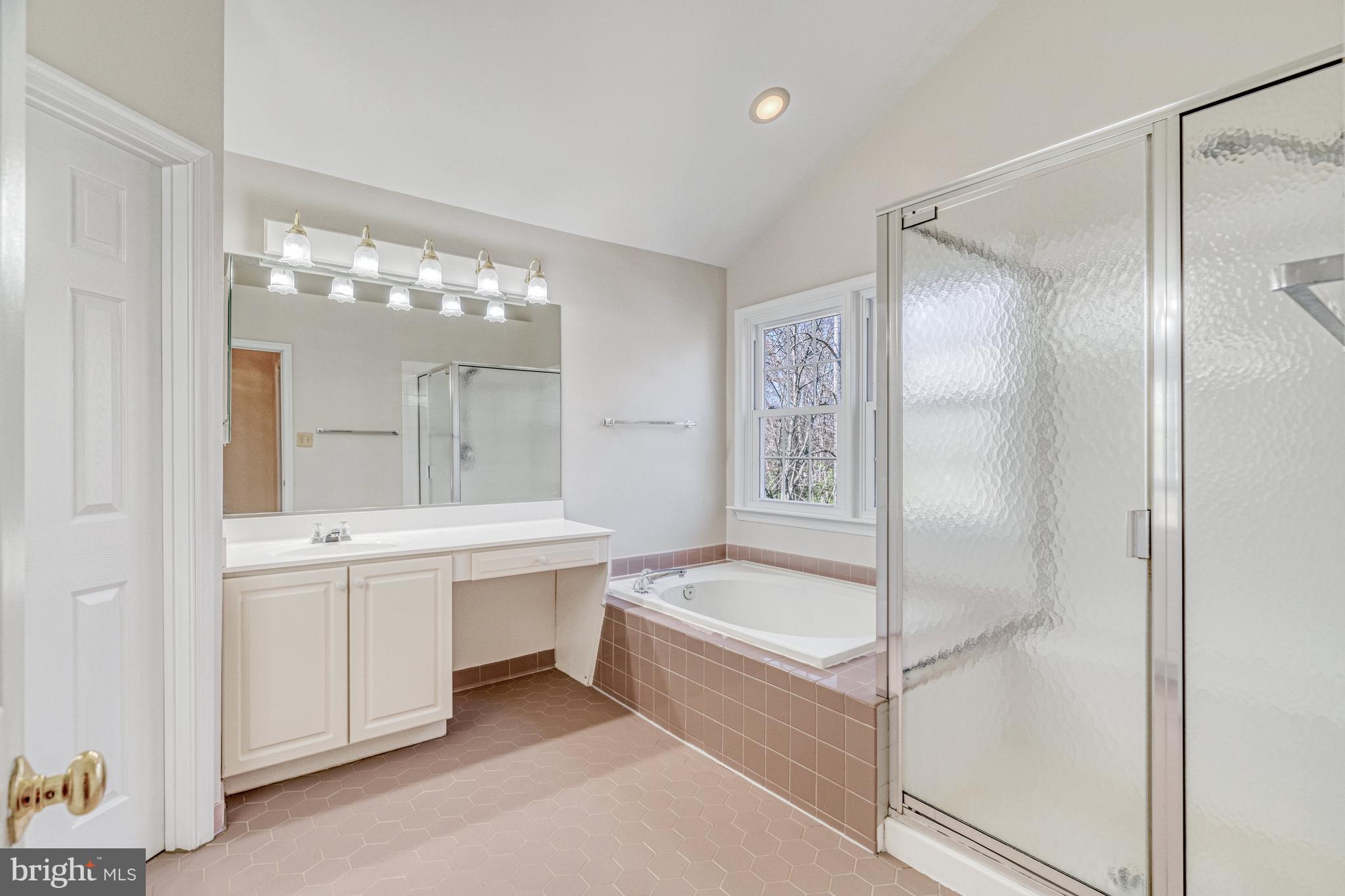 LITTLE VIENNA ESTATES - Residential