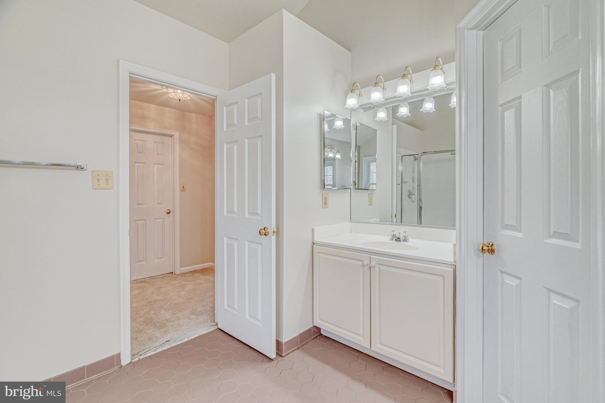 LITTLE VIENNA ESTATES - Residential