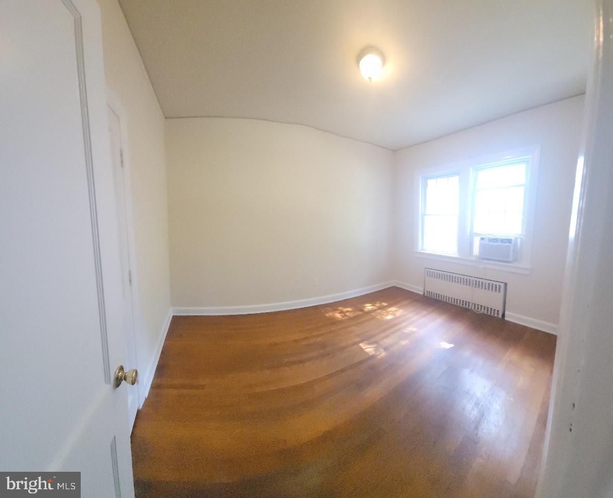 DOWNTOWN FREDERICKSBURG - Residential Lease