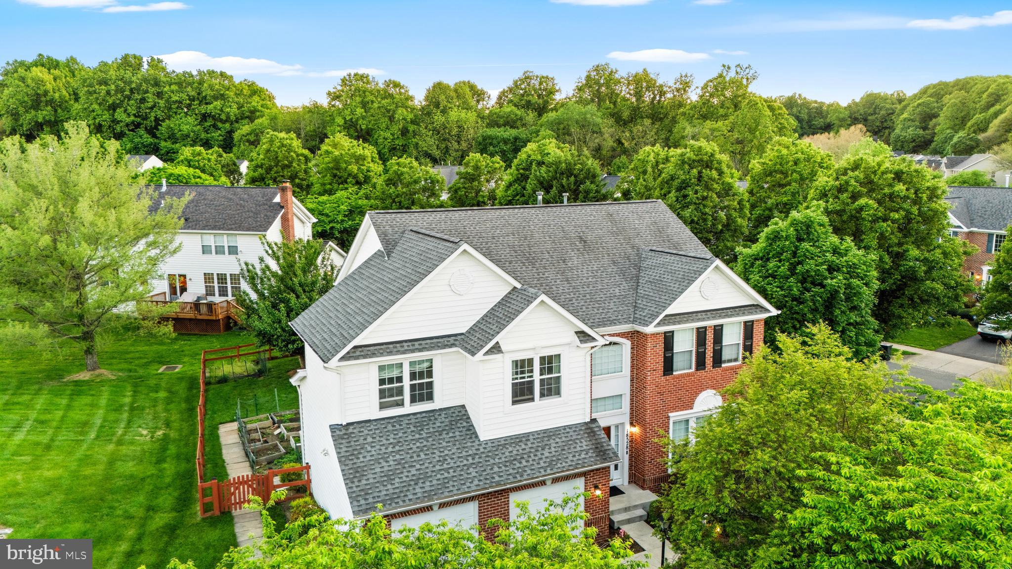 BARNSLEY MANOR ESTATES - Residential