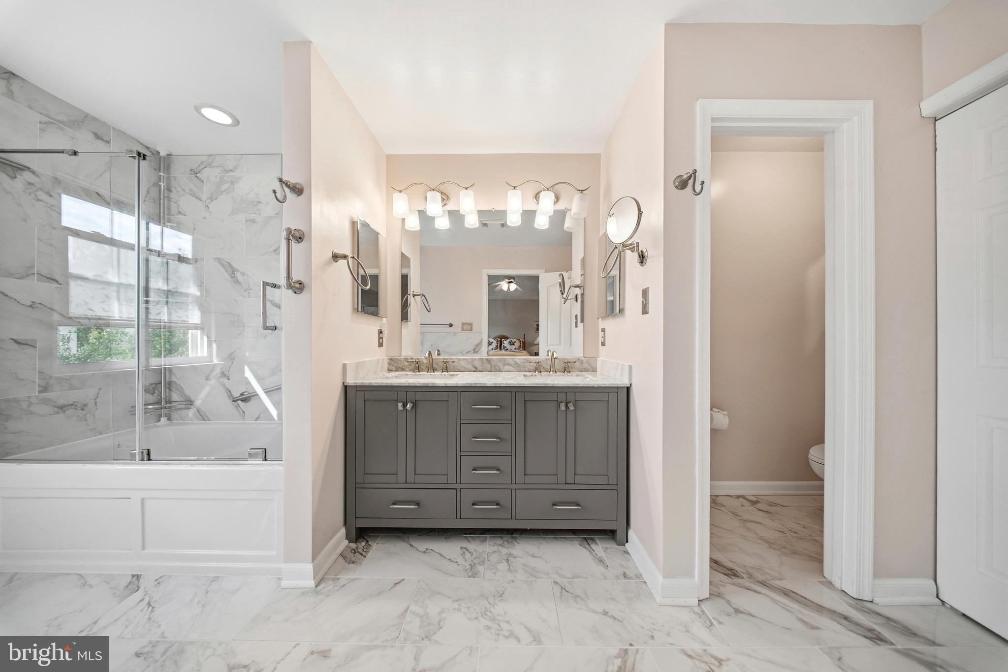 BARNSLEY MANOR ESTATES - Residential