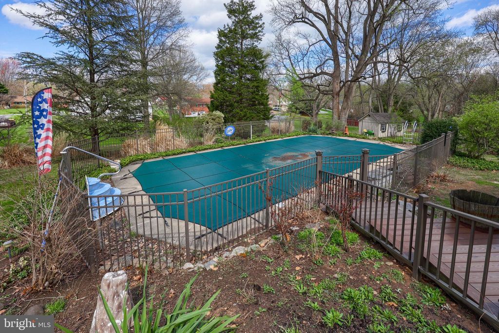 Photo of 8 Elk Circle, NEW PROVIDENCE, PA 17560 (MLS # PALA2084192)