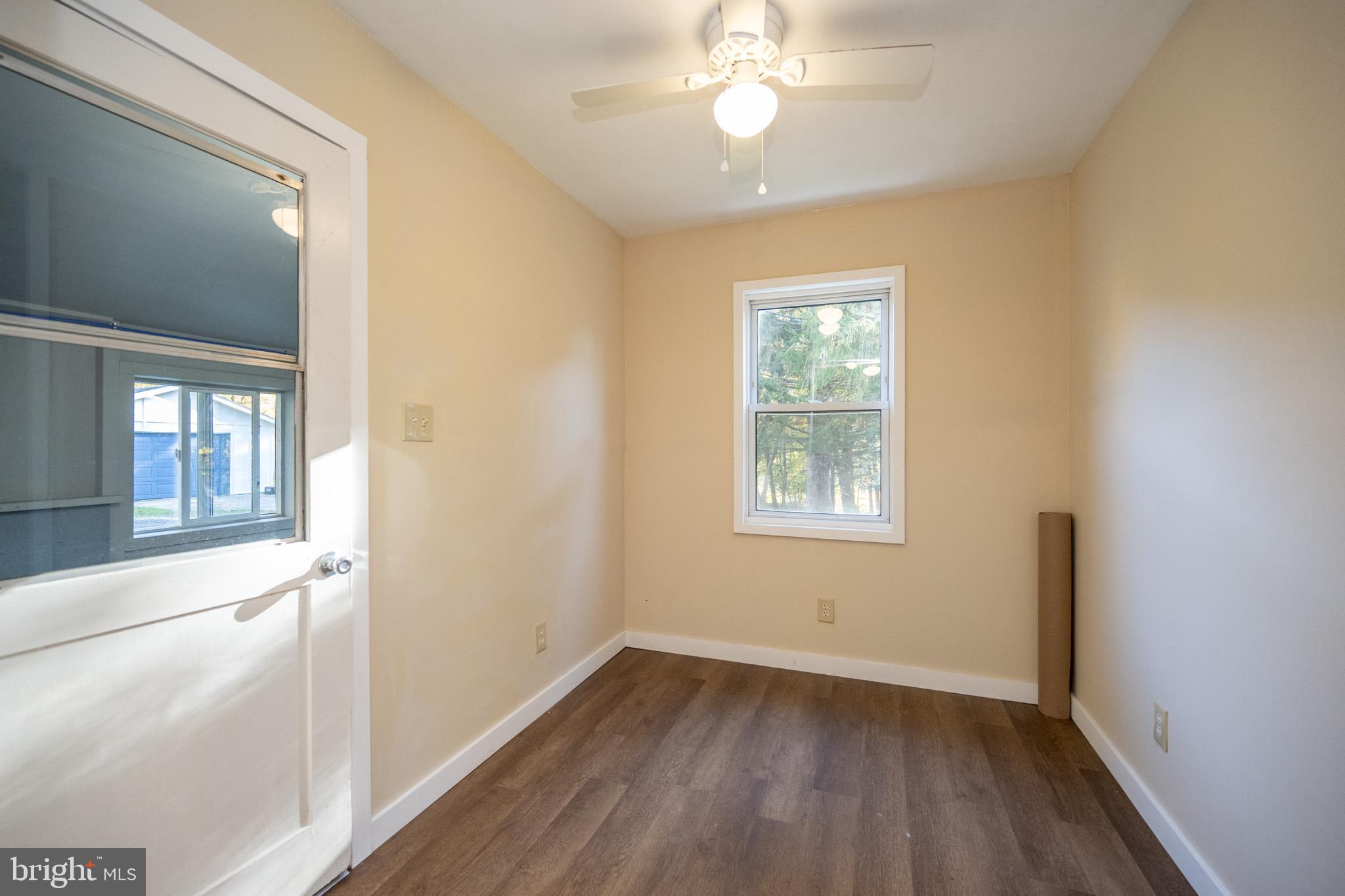 WHITE CHURCH - Residential