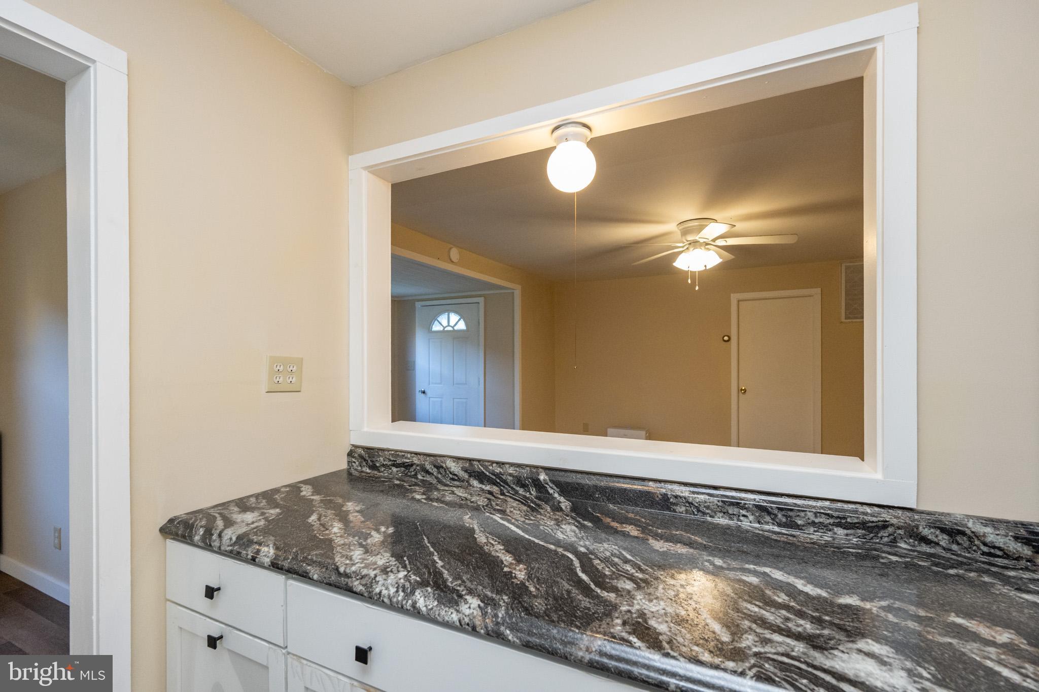 WHITE CHURCH - Residential