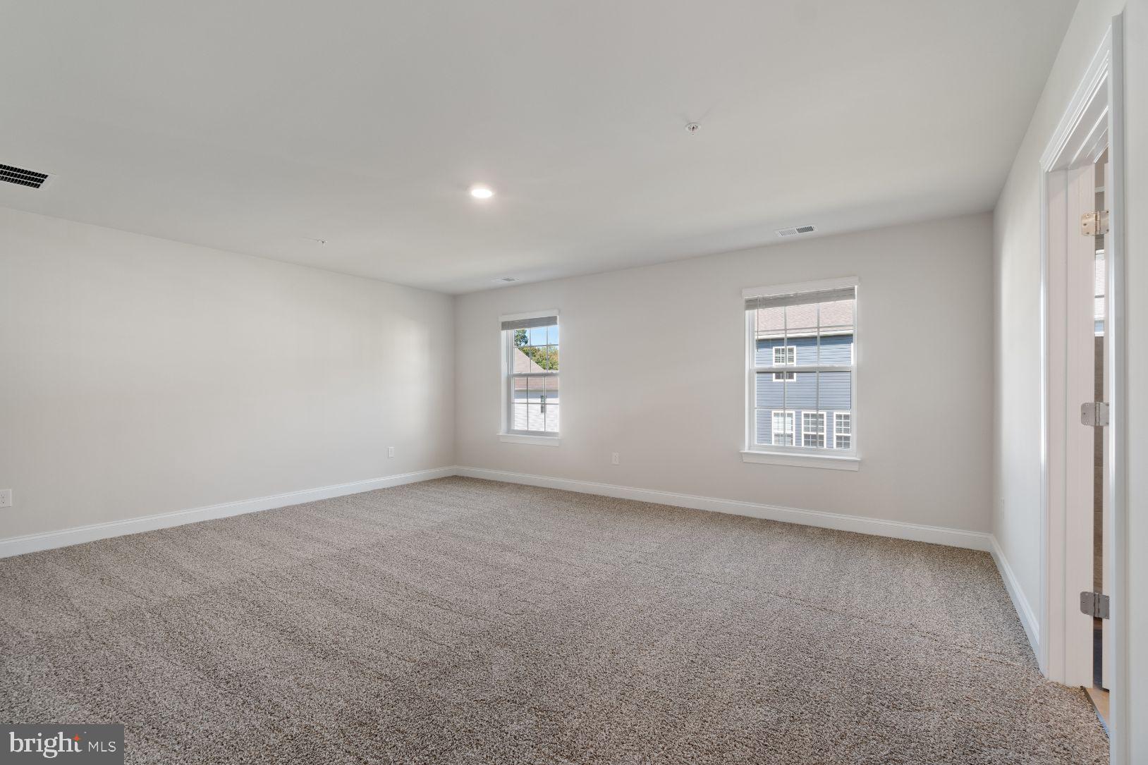 GREENWOOD VILLAGE - Residential