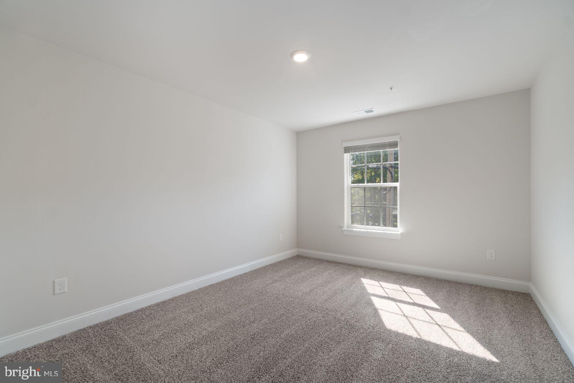 GREENWOOD VILLAGE - Residential