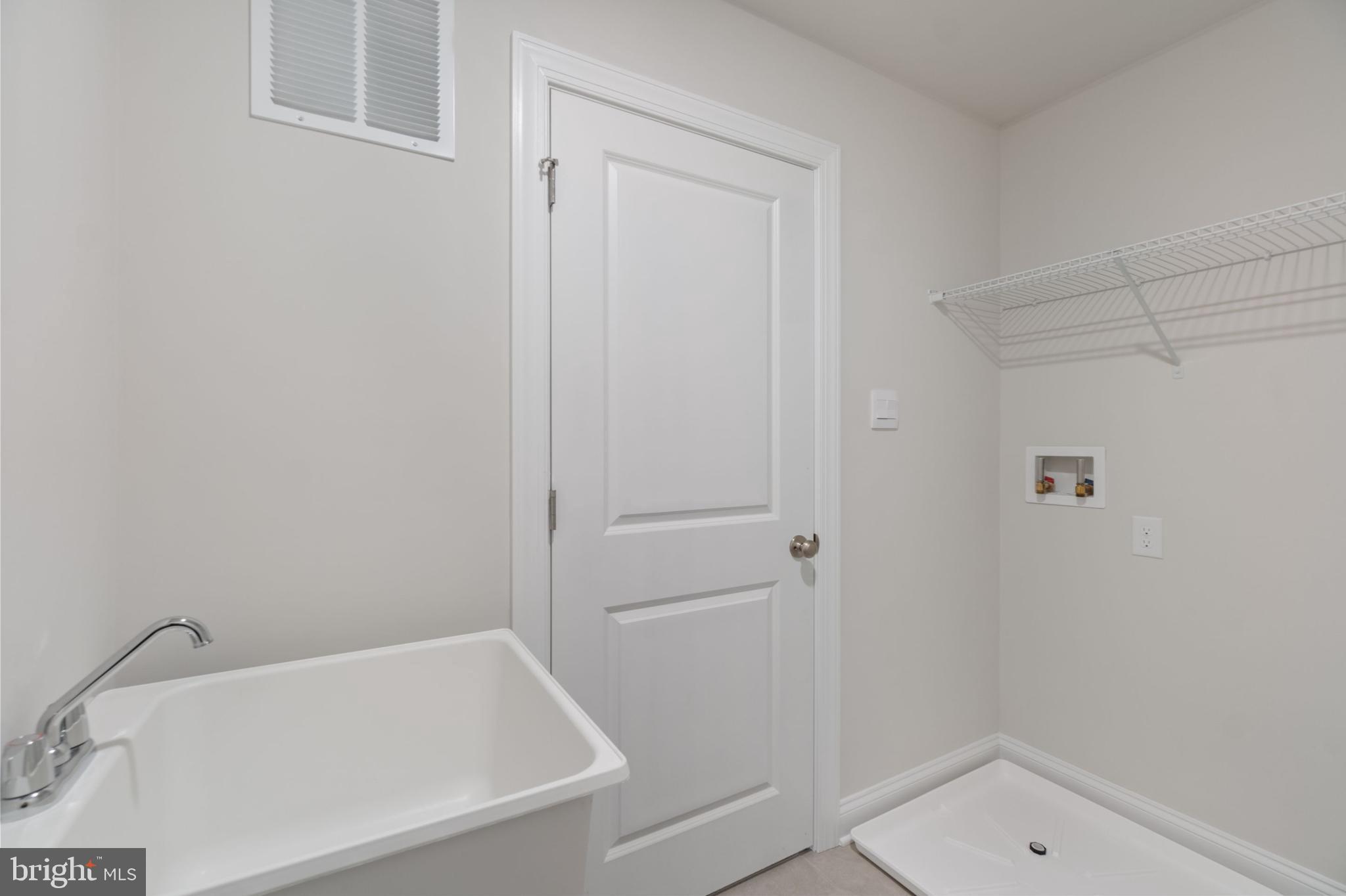 GREENWOOD VILLAGE - Residential