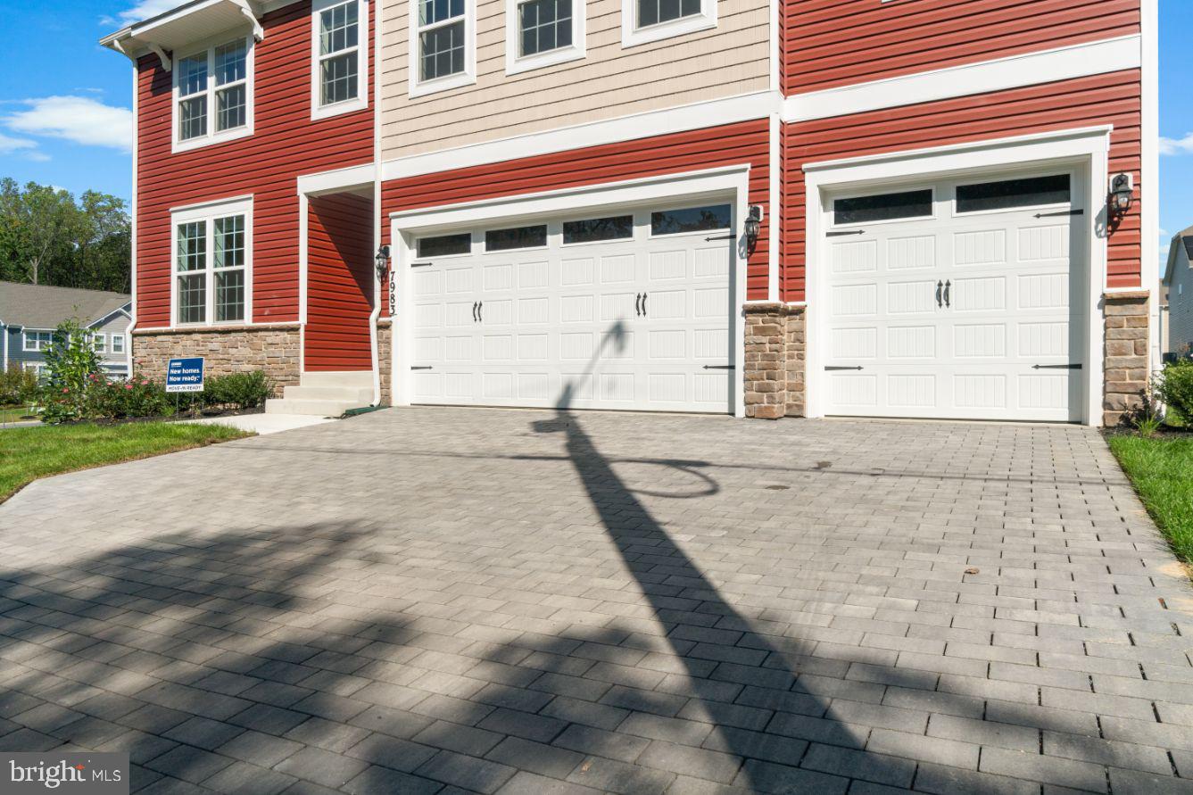 GREENWOOD VILLAGE - Residential