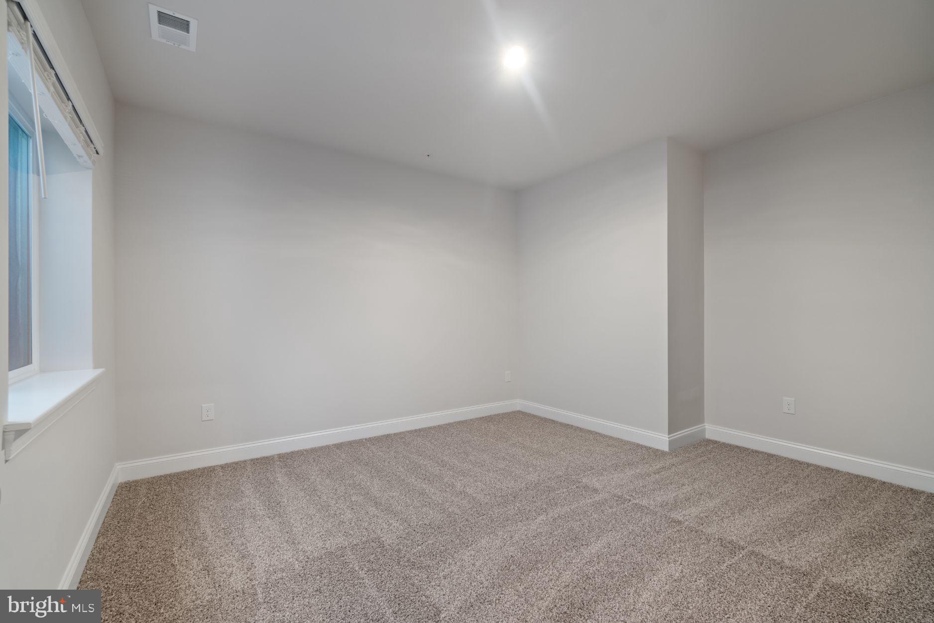 GREENWOOD VILLAGE - Residential