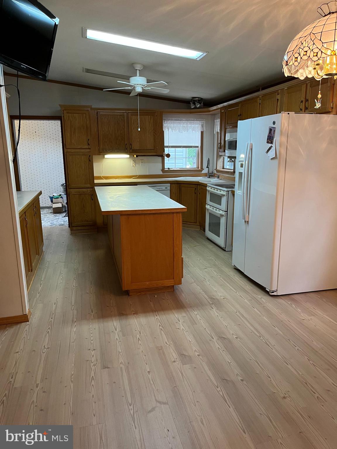 34245 WHISPERING LANE