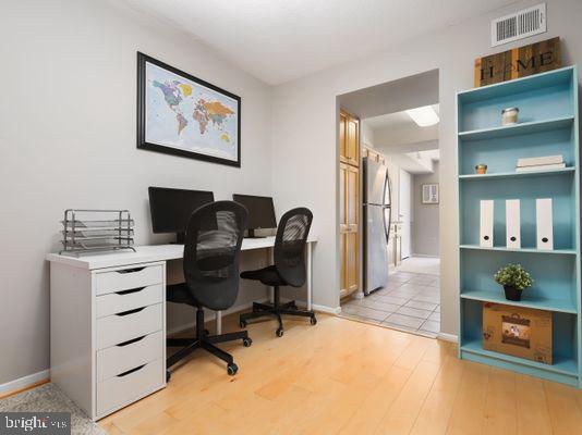 CENTURY SOUTH - Residential Lease