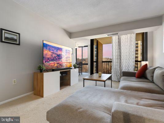 CENTURY SOUTH - Residential Lease