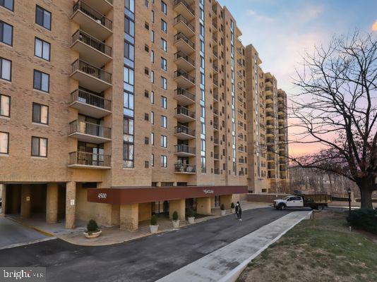 CENTURY SOUTH - Residential Lease