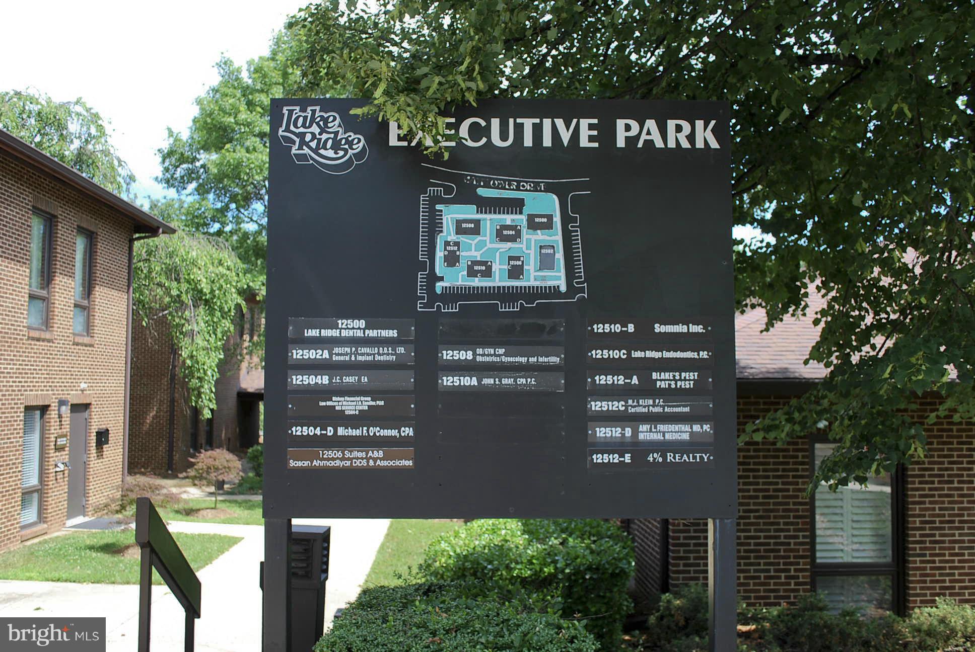 LAKE RIDGE EXECUTIVE PARK - Commercial Lease