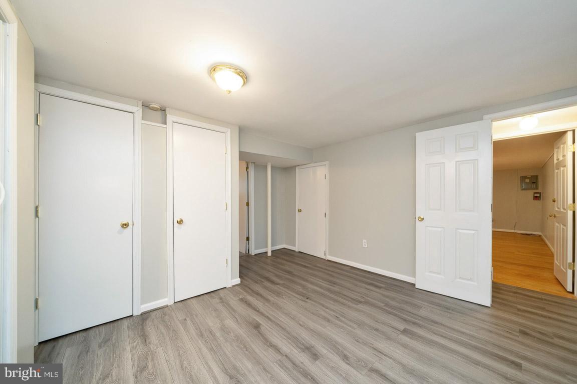 YORKSHIRE KNOLLS - Residential