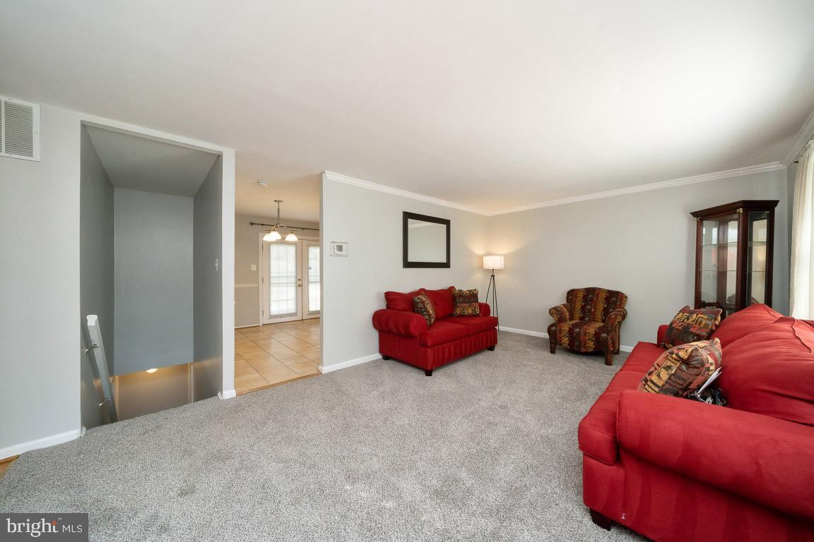 YORKSHIRE KNOLLS - Residential