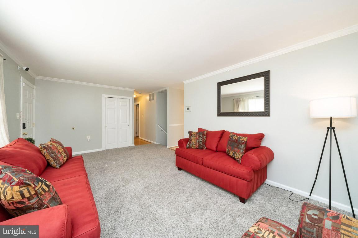 YORKSHIRE KNOLLS - Residential