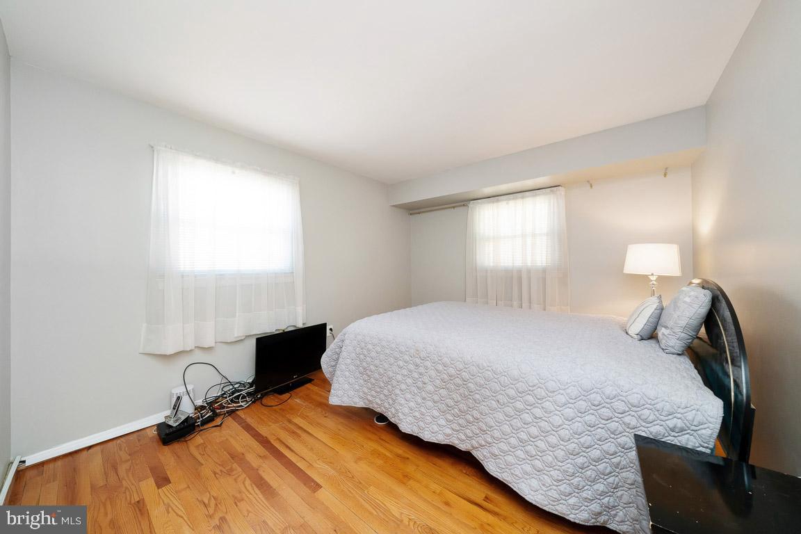 YORKSHIRE KNOLLS - Residential