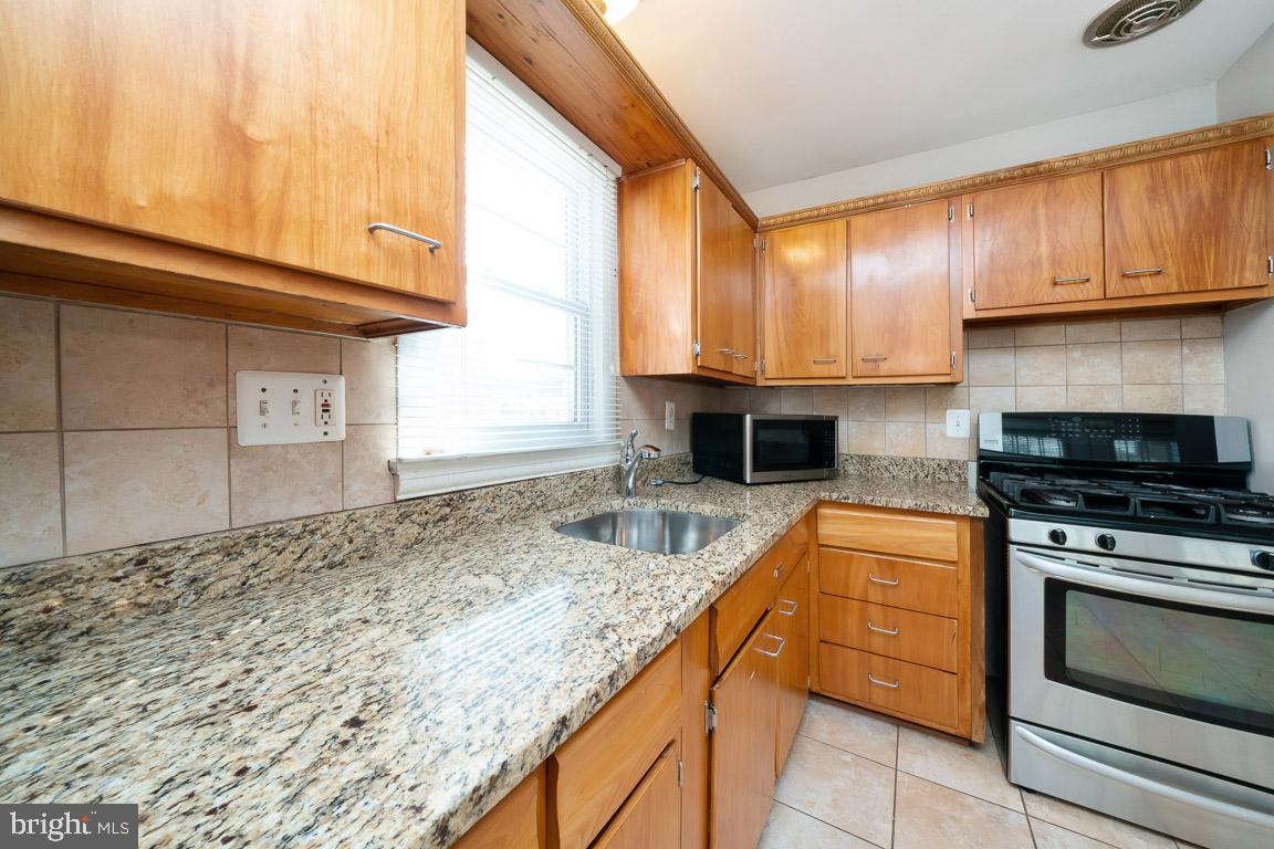 YORKSHIRE KNOLLS - Residential