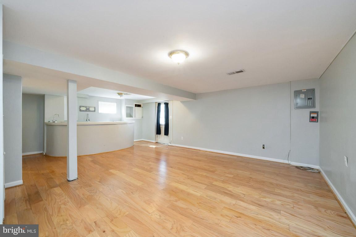 YORKSHIRE KNOLLS - Residential