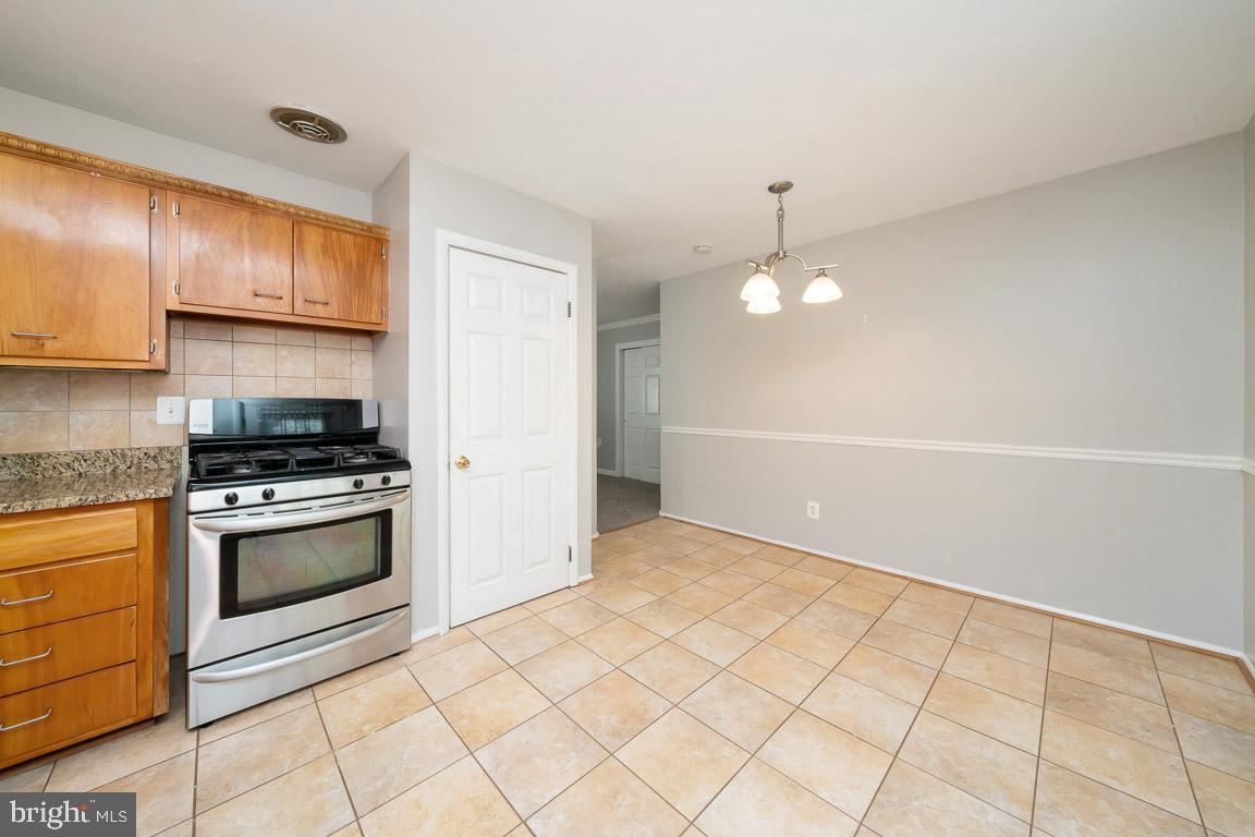 YORKSHIRE KNOLLS - Residential