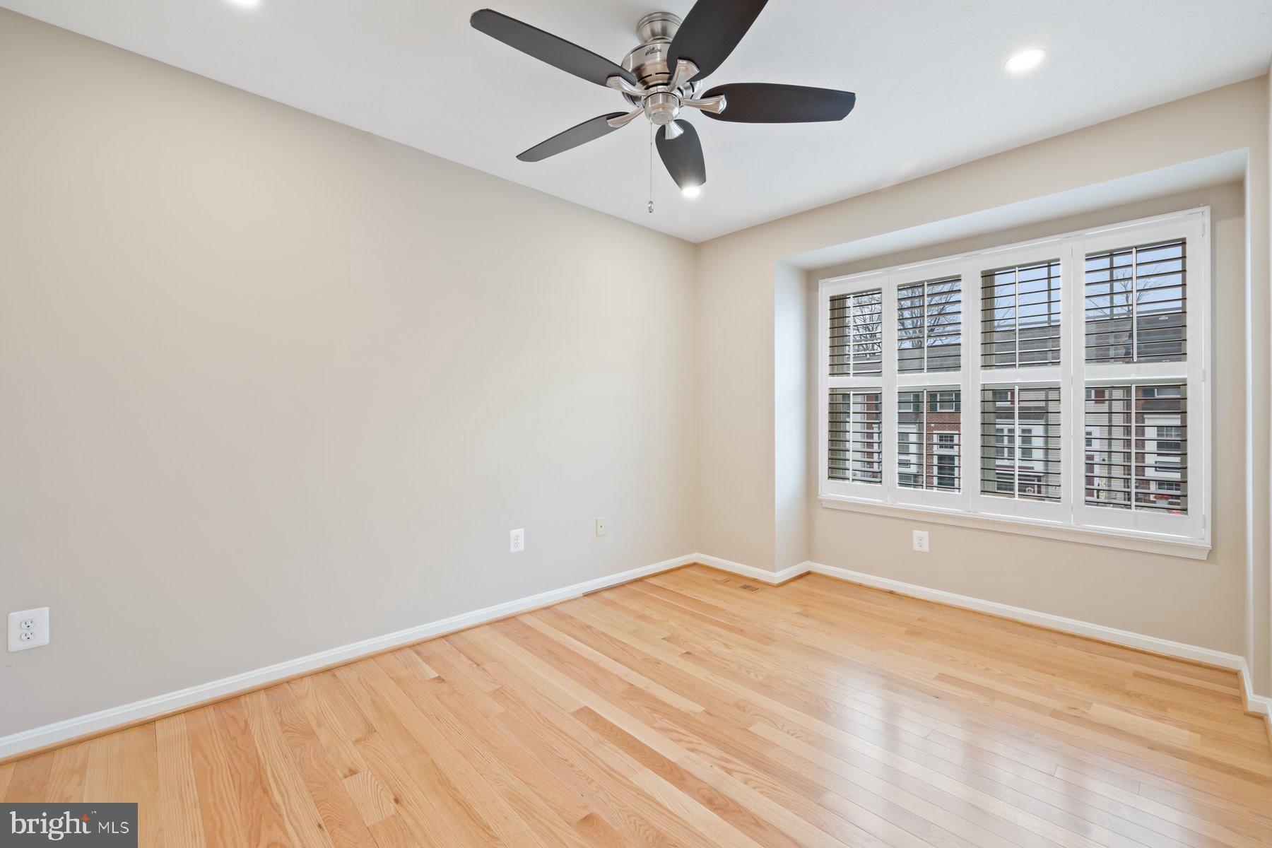 NEW MARKET WEST - Residential