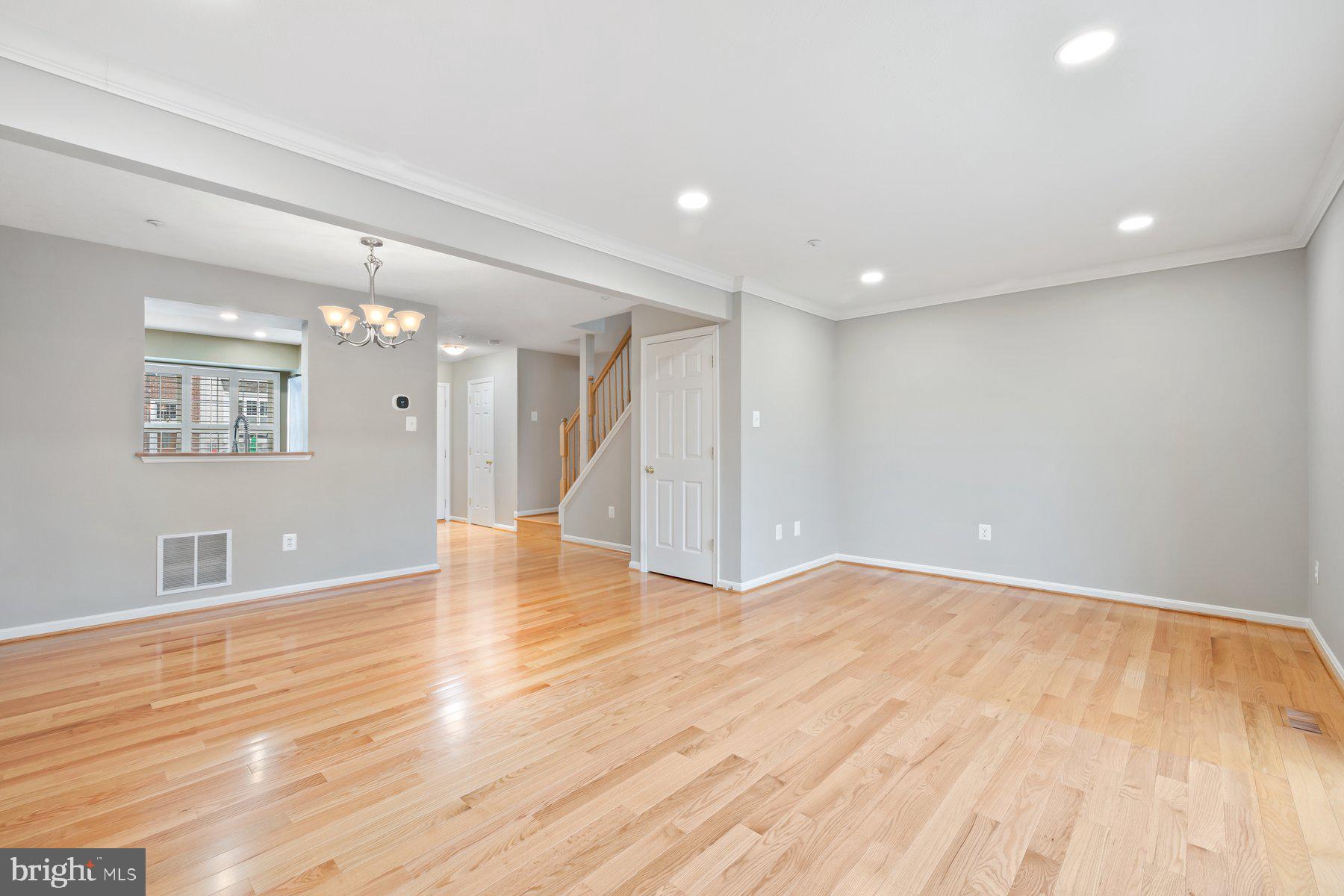 NEW MARKET WEST - Residential