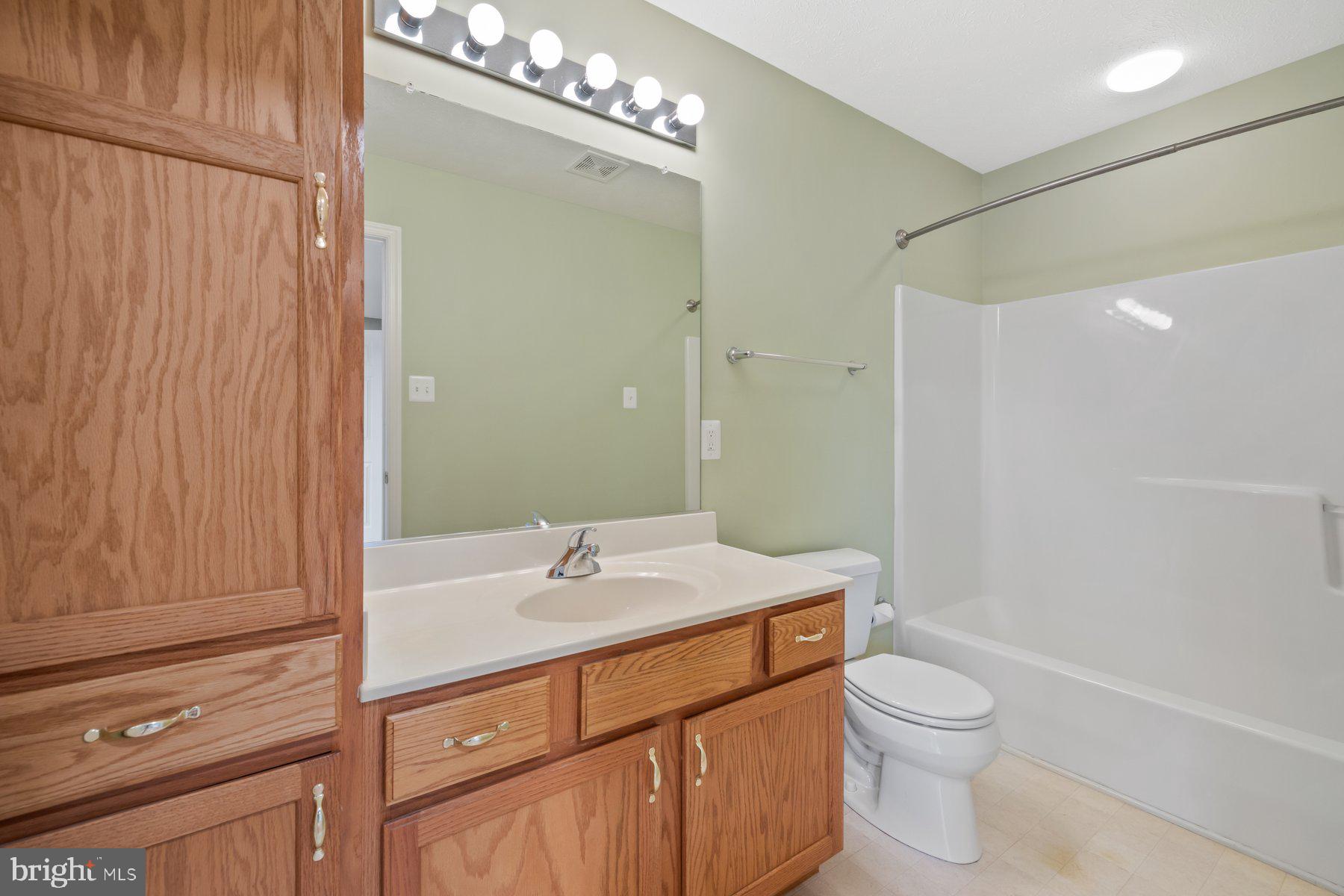 NEW MARKET WEST - Residential