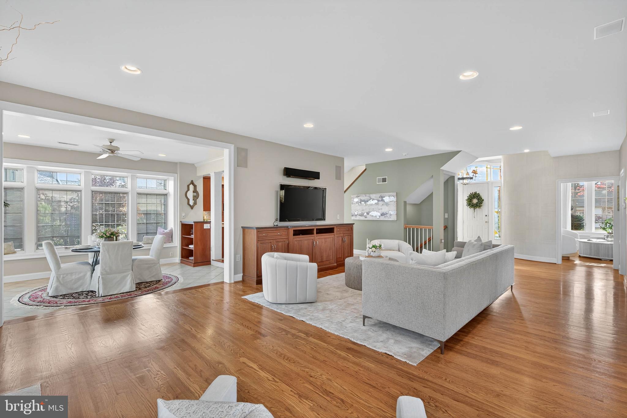 826 BENT CREEK DRIVE