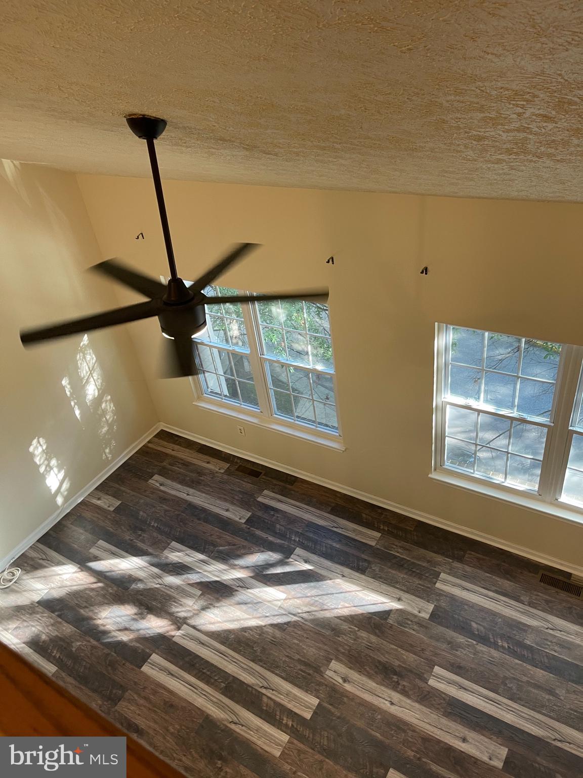 LARGO TOWN CENTER - Residential Lease